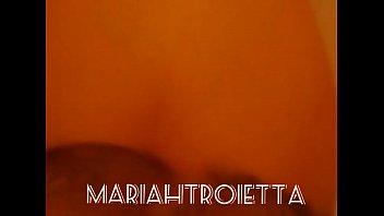 Preview 2 of A Bitch Licks A Mans Feet - mariah doggystyle schizzi di sborra sulle chiappe