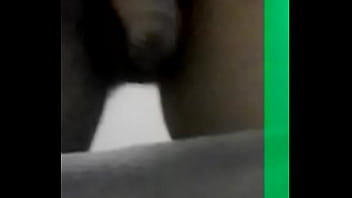 Preview 1 of Taken Advantage Of Sex - Batendo uma punheta no quarto da minha m&atilde_e