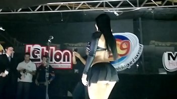 Preview 1 of Massge Sex - Mc Creu na Leblon Show 01.11.12 - Parte 5-720p