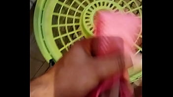 Preview 2 of Snatch Tren - Pantie Pink Gostosa