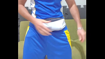 Preview 1 of Sex 60 Year - Falando putaria e gozando com uniforme do treino
