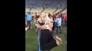Preview 1 of Public Ahower - mulher de jogador vazou no zap