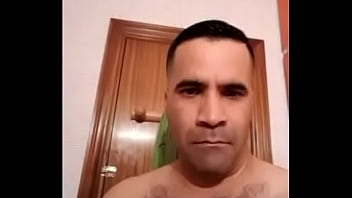 Preview 4 of Amateur Mom Fucks Boy - Erick Fernando Medina Mu&ntilde_oz