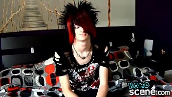 Preview 1 of Pron Japan Mature Categori - American emo twink Vayne Insanity delivers a great solo