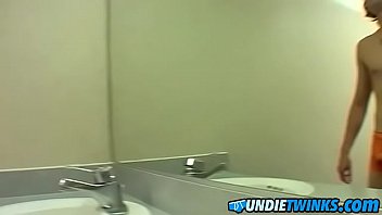Preview 4 of Smp Lgi Mandi - Tattooed dude with big cock Joey Steels jacking in underwear