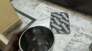 Preview 1 of 240p Sexx Videos - Bhabhi Ji Ko Nind ki Goliya Dudh me Pilakar Tabadtod chudai sex in Missionary until orgasm