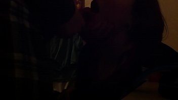 Preview 4 of Video Sex Dipaksa - Novinha safada ganha leitinho na boca