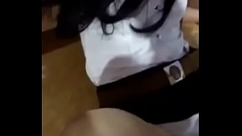 Preview 2 of Teen Threesome Enjoys Pussy - tranh thủ voi ngọc yến