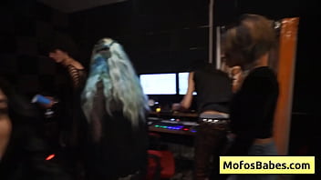 Preview 1 of Mom And Daughter Fuck Leggings - Natural busty brunette teen fuck and suck the sound guy from a rock band - Nia Bleu,  Brett Maker