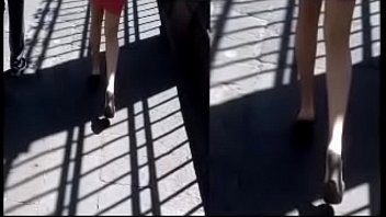 Preview 3 of Khyr Family - Milf en minifalda paseando por las calles de puebla