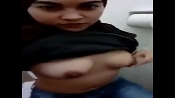 Preview 1 of Indian Homemade Couple Sex Video - sweet sexy indonesian girl showing