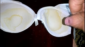 Preview 1 of Fat Boy Hairy - cum bra crossdress