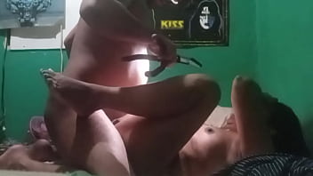 Preview 4 of Nice Girl Sexy - Casada infiel chupando el co&ntilde_o y luego cojiendola