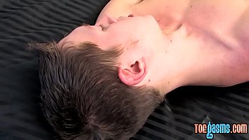 Preview 3 of Xxxrape Com Hd Brother Sister - Fit Ryan Connors rubs and sucks his tired toes on the bed