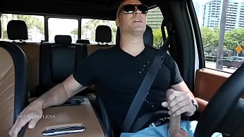 Preview 4 of Turkan Xxx Ants - traffic jarkoff punheta no carro