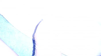 Preview 1 of Symi Arwinundefined - paja con condon usado roto