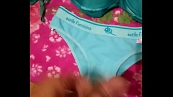 Preview 1 of Big Bazzer Hd Video - Pantie e Bra