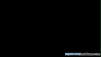 Preview 1 of Before Sleep Have Some Sex - Queening dyke gushing during oral