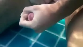 Preview 2 of Tori Black Monster Cocok - Gozando na piscina