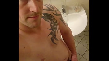 Preview 1 of Poopeebabys - Mal wieder ein Hand quickie.