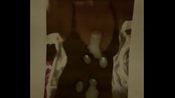 Preview 4 of Xxx 24sec - Cumtribute over a milf sent pic.