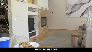 Preview 1 of Anus Group - DadCrush - Fucking .com
