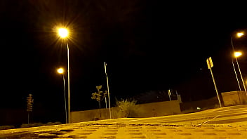 Preview 2 of Free Sexx Iran - Cruzando la calle desnudo