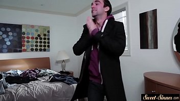 Preview 4 of Amature Latino Woman Grippin Bbc - Bigbooty milf banged while rubbing her clit