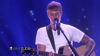 Preview 3 of Teen Misshandelt - Justin Bieber - Cold Water Acoustic (Live)