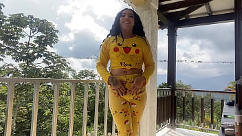 Preview 2 of Tenajar Sex - Beautiful girl measuring her clothes with her big package