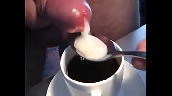 Preview 3 of Smegmadirty - Haciendo un cafe cortado