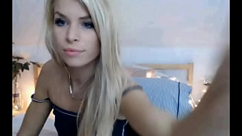 Preview 4 of Rock Bro And Sis - reina del chat