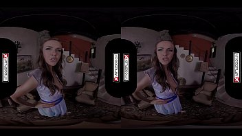 Preview 1 of Dildo Geile Stute - VR Cosplay X Consummate The Deal With Khaleesi And Margaery VR Porn