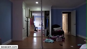Preview 4 of Japan Video Hot Movie - Sexy housewife loves to strip and dance webcam - sexacam.com