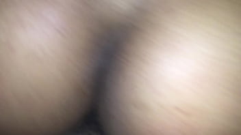 Preview 2 of Nw Buluxxx16 - comendo cuzinho da novinha safada escondido