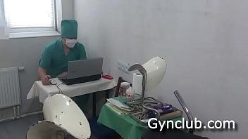 Preview 1 of Xvideo Miyabi Down - Examination on the gynecological chair of a dildo and a vibrator (04)