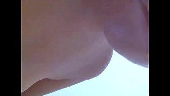 Preview 2 of Mp Hot Garl - Novinha peituda brincando com consolo