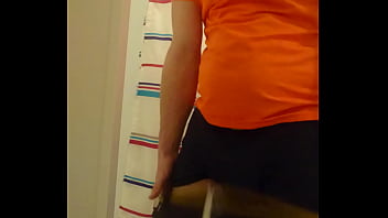 Preview 1 of Suprise Kiss - Schon wieder mal im Badezimmer.