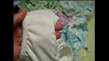 Preview 3 of Finland 3gp Toilet Fuck - Japanese girl showing her panties [upload king J10019]