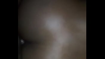 Preview 2 of Tube Porn Almost Cutie - Comendo casado na oficina ap&oacute_s trabalho