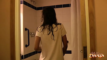 Preview 1 of Olymp Nude Game High Jump - Indian Teen Divya Shaking Hot Ass In Shower
