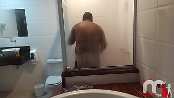 Preview 1 of Movie Xx18 - Vai seu gordo do pau pequeno me fode logo e tira essa tonelada de cima de mim.