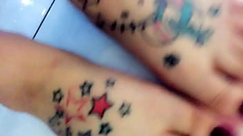Preview 3 of Baise Sans Capote Pute Engrosser - feet porn
