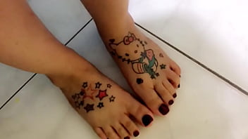 Preview 4 of Baise Sans Capote Pute Engrosser - feet porn