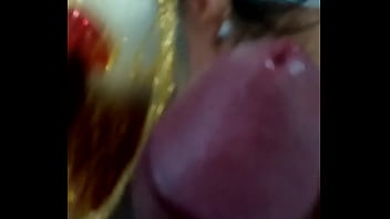 Preview 3 of Indian Famous Sex - Esposa mascarada no boquete pro marido