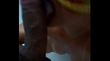 Preview 4 of Indian Famous Sex - Esposa mascarada no boquete pro marido