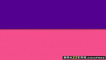Preview 1 of Chut Me Land Kaise Jata Hai - Brazzers - b. Got Boobs - Kylie Page and Keiran Lee - Bad b.sitter