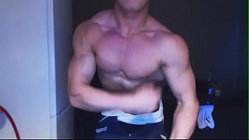 Preview 1 of Kneelengh - russian muscle ripped guys shredded
