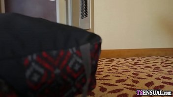 Preview 1 of Japen Sxe - Escort service delivers super hot shemale to guys hotel room