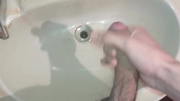 Preview 1 of Xxx Video Sanelon - Hombre Con Gran Polla Masturb&aacute_ndose Hasta Llenarse De Semen